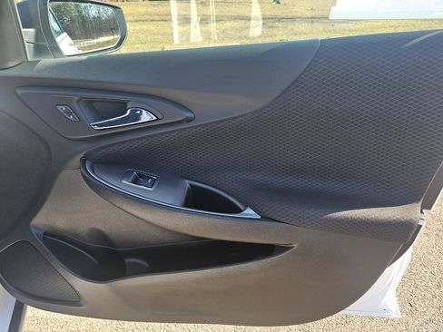 Used 2023 Chevrolet Malibu LS image 16