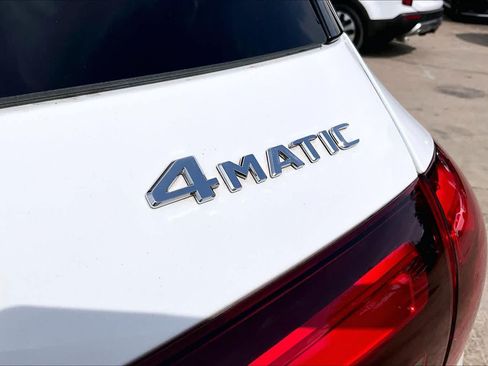 Used 2024 Mercedes-Benz GLE 350 4MATIC image 10