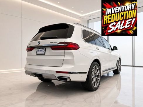Used 2022 BMW X7 xDrive40i w/ Premium Package AWD/4WD image 9