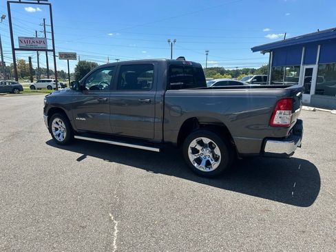 Used 2022 RAM 1500 Big Horn AWD/4WD image 5