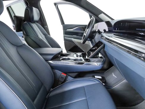 Certified 2026 Cadillac Escalade IQ Sport 2 AWD/4WD image 18