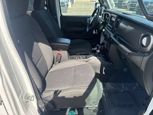 Used 2022 Jeep Wrangler Unlimited Sport AWD/4WD image 31