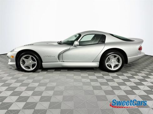 Used 1998 Dodge Viper GTS RWD image 4