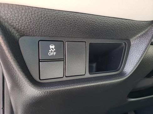 Used 2023 Honda HR-V LX image 18