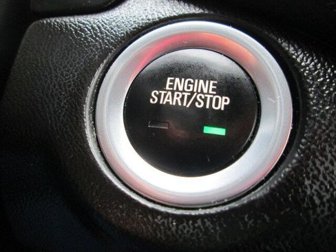 Used 2023 Chevrolet Equinox LT w/ Driver Convenience Package AWD/4WD image 23