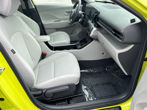 Used 2024 Hyundai Kona SEL w/ Convenience Package image 13