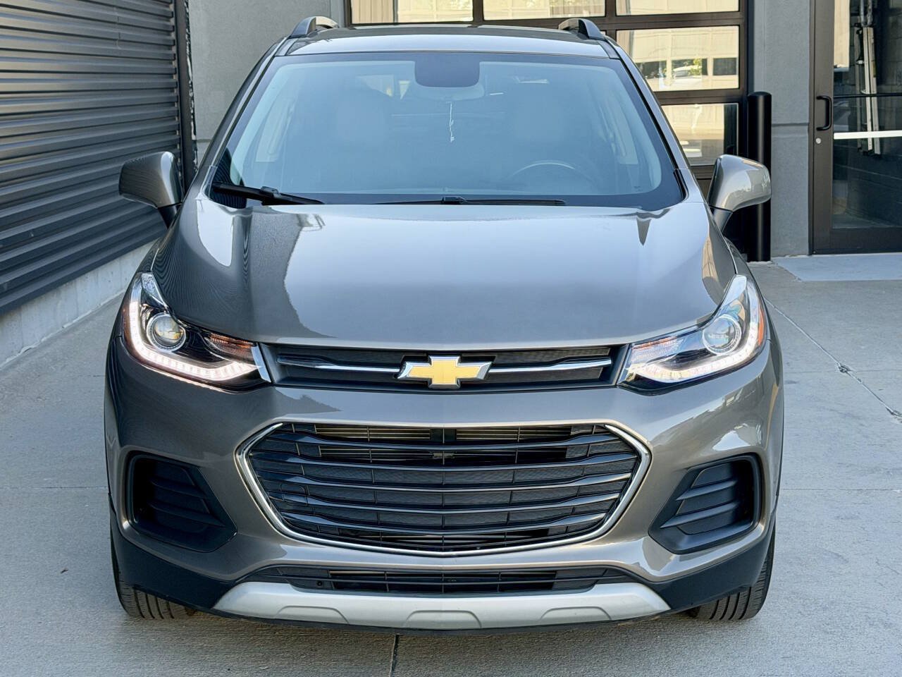 Used 2022 Chevrolet Trax LT w/ Driver Confidence Package AWD/4WD image 4