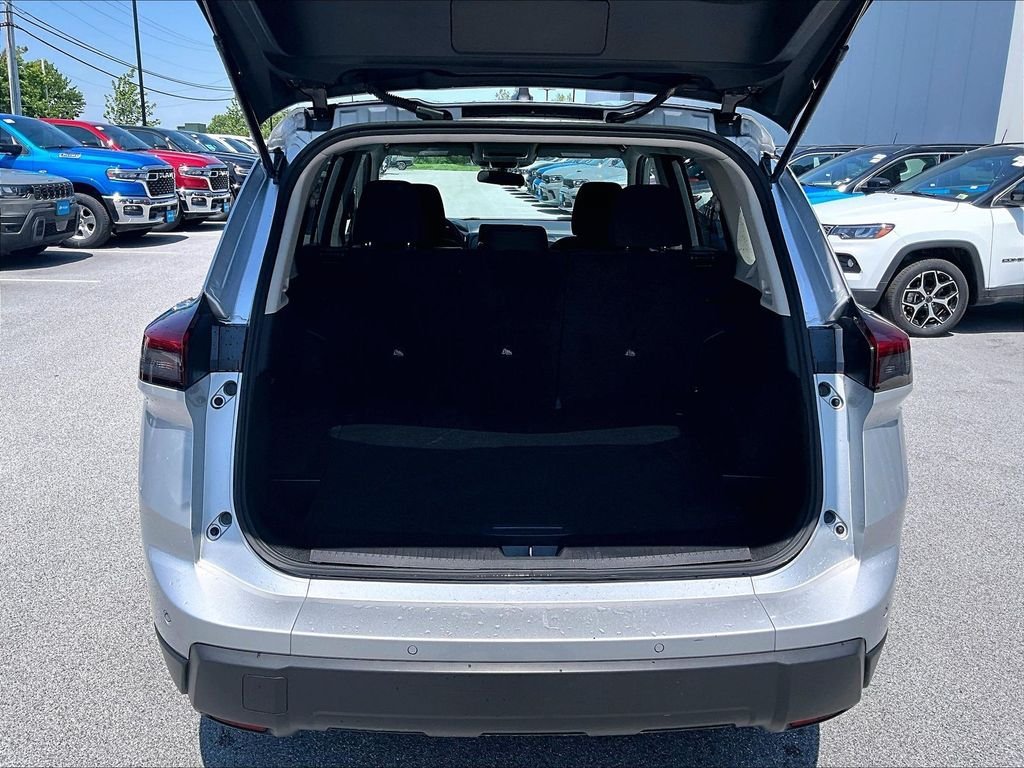 Certified 2024 Nissan Rogue S AWD/4WD image 34