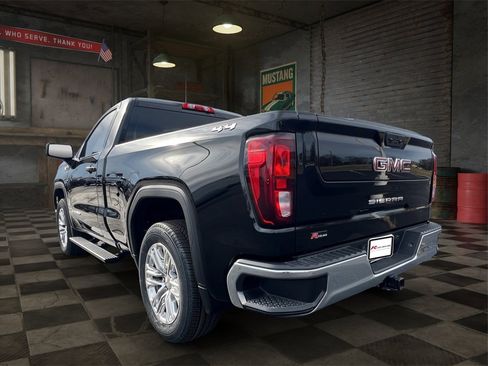 Certified 2025 GMC Sierra 1500 Pro w/ Pro Value Package image 4