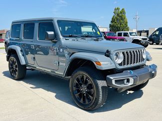 Used 2024 Jeep Wrangler Unlimited Sahara w/ Safety Group AWD/4WD video 2