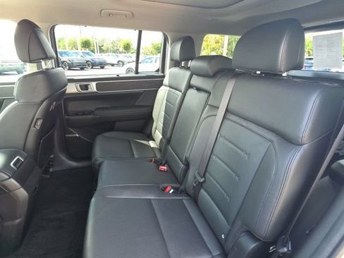 Certified 2025 Hyundai Santa Fe Limited AWD/4WD image 8