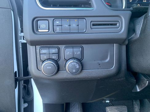 Used 2023 Chevrolet Tahoe LS image 31