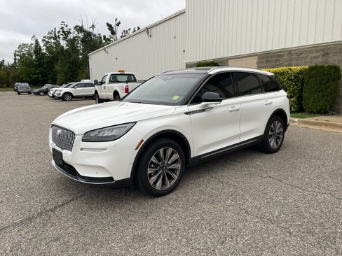 Used 2022 Lincoln Corsair Reserve w/ Equipment Group 201A AWD/4WD image 8