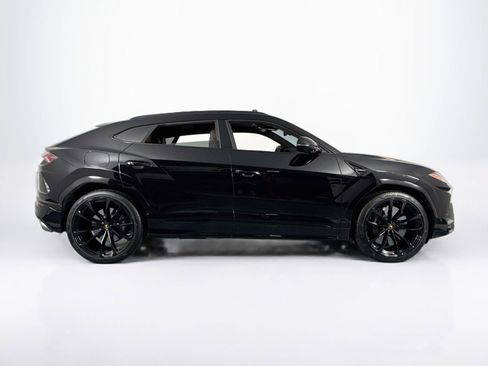 Used 2022 Lamborghini Urus AWD/4WD image 4