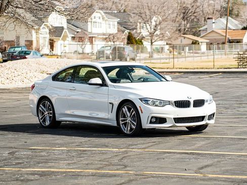 Used 2019 BMW 440i xDrive Coupe w/ M Sport Package image 3