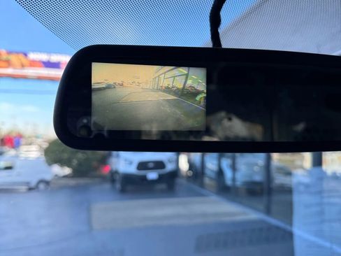 Used 2015 GMC Savana 3500 image 26