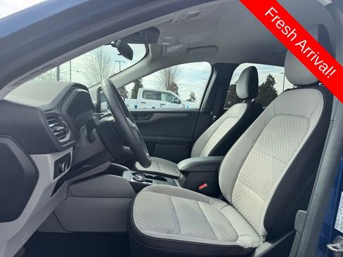 Used 2023 Ford Escape Active image 5