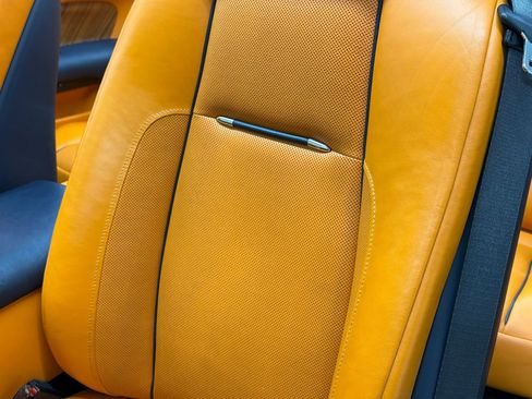 Used 2017 Rolls-Royce Dawn RWD image 31