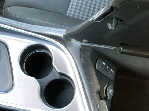 Used 2020 Dodge Challenger R/T image 23