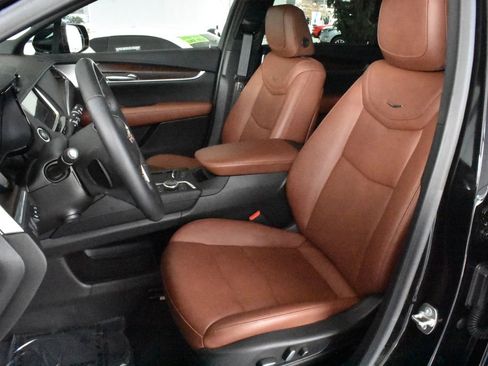 Certified 2024 Cadillac XT5 Premium Luxury w/ Technology Package image 25