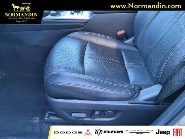 Used 2025 MAZDA CX-70 3.3 Turbo w/ Preferred Package AWD/4WD image 16