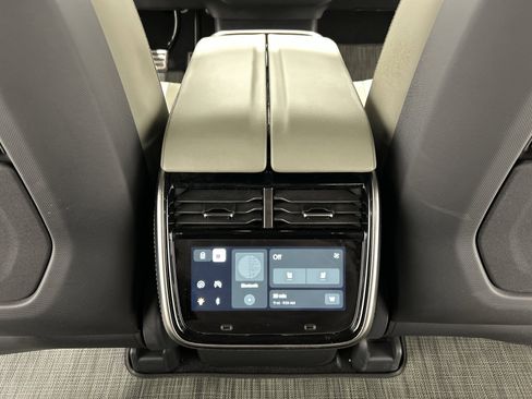 Used 2022 Rivian R1S Launch Edition AWD/4WD image 30