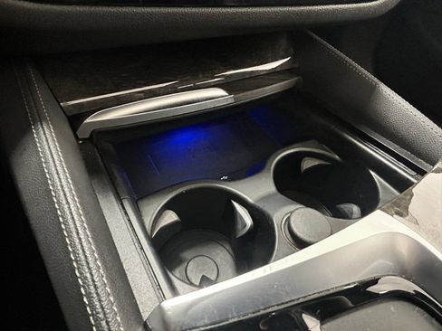 Used 2020 BMW M550i xDrive M550i xDrive w/ Executive Package image 20