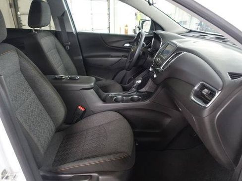 Used 2023 Chevrolet Equinox LT AWD/4WD image 24