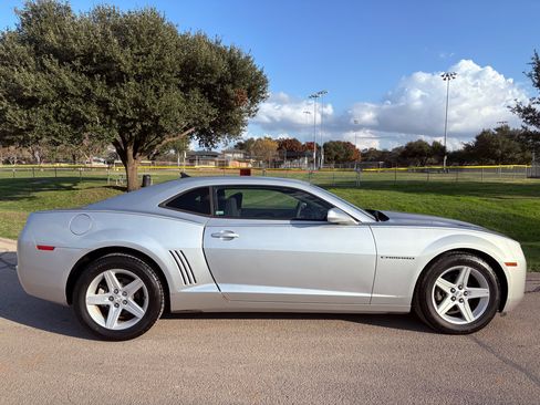 Used 2011 Chevrolet Camaro LT image 57