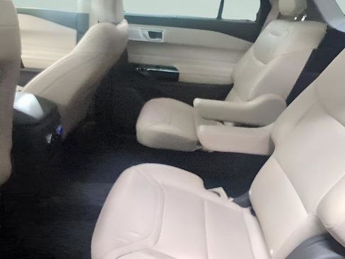 Used 2022 Ford Explorer Platinum w/ Equipment Group 601A image 20
