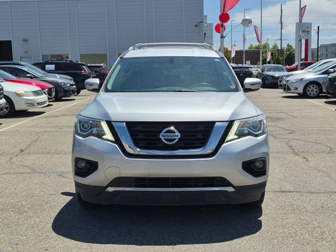 Used 2017 Nissan Pathfinder SV AWD/4WD image 11