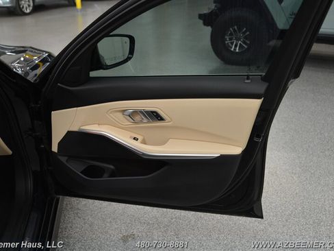Used 2020 BMW 330i Sedan w/ Driving Assistance Package image 39