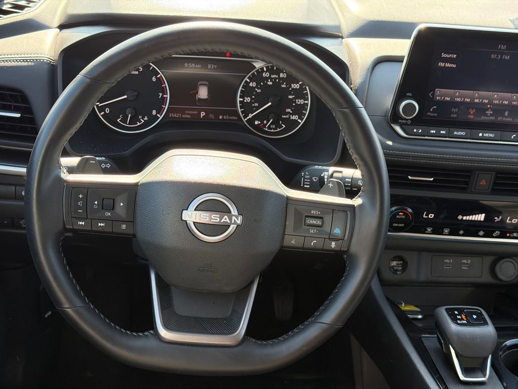 Used 2025 Nissan Rogue SV FWD image 23