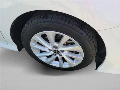 Used 2024 Toyota Camry LE FWD image 10