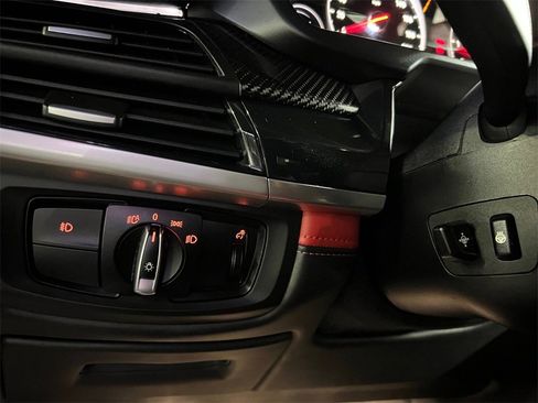 Used 2016 BMW X6 M Base image 41