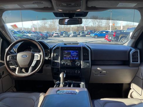 Used 2019 Ford F150 Limited image 15