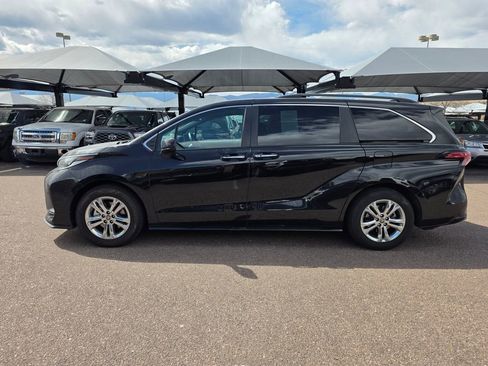 New 2023 Toyota Sienna XSE w/ XSE Plus Package AWD/4WD image 4