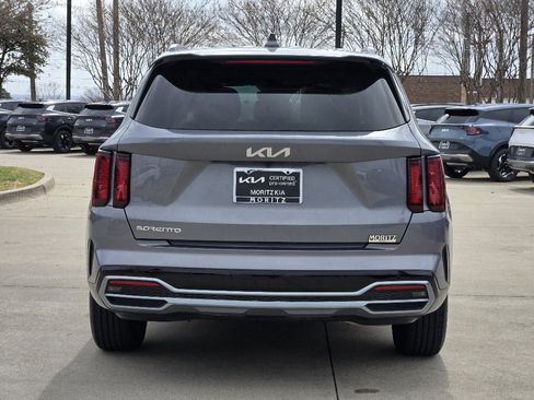 Certified 2023 Kia Sorento S image 13