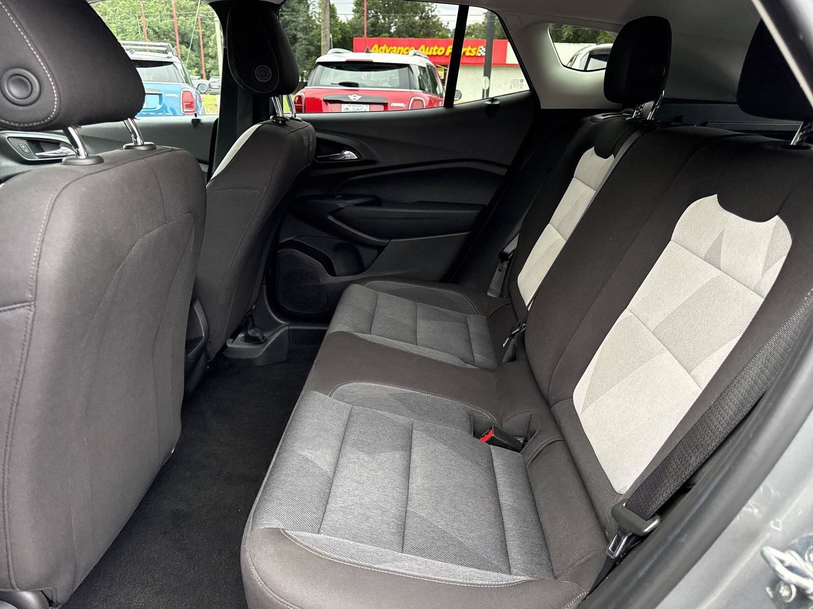 Used 2024 Chevrolet Trax LS FWD image 10