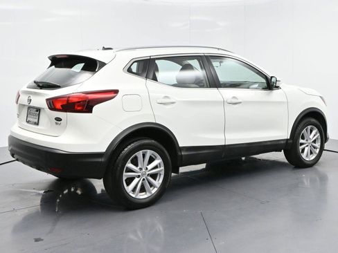 Used 2017 Nissan Rogue Sport SV FWD image 7