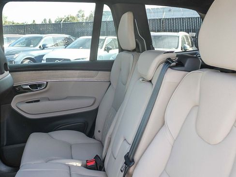 New 2026 Volvo XC90 T8 Plus w/ Protection Package Premier AWD/4WD image 21