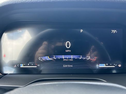 Certified 2022 Jeep Grand Cherokee L Laredo image 23