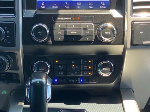Used 2019 Ford F150 Lariat AWD/4WD image 23