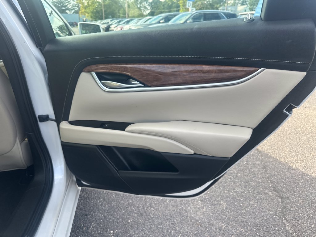 Used 2018 Cadillac XTS Luxury FWD image 21