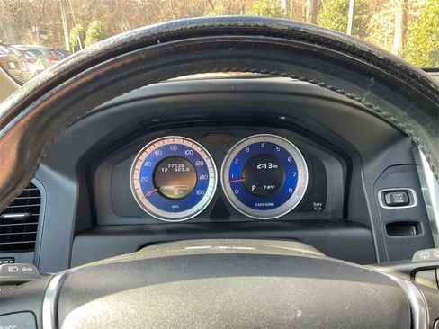 Used 2012 Volvo XC60 T6 R-Design image 20