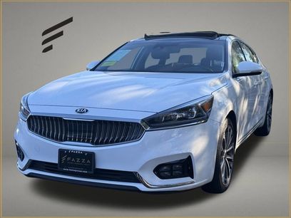 Used 2019 Kia Cadenza Technology