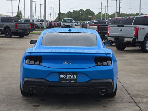 Used 2024 Ford Mustang GT RWD image 6