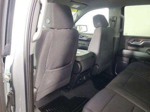 Used 2025 Chevrolet Silverado 1500 LT image 21