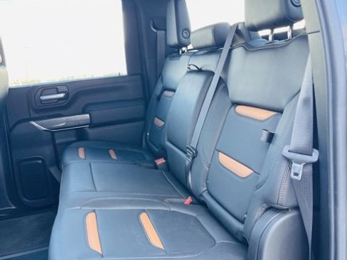 Used 2022 GMC Sierra 2500 AT4 w/ Gooseneck/5TH Wheel Package image 16