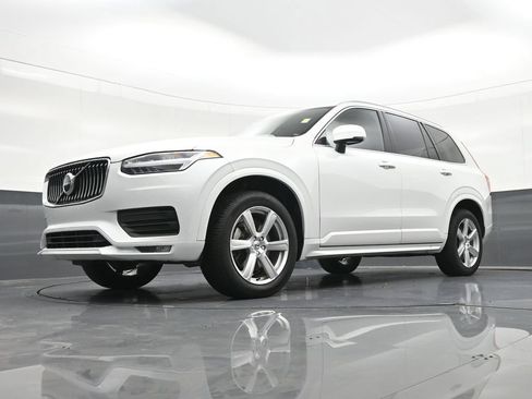Used 2022 Volvo XC90 T5 Momentum FWD image 23